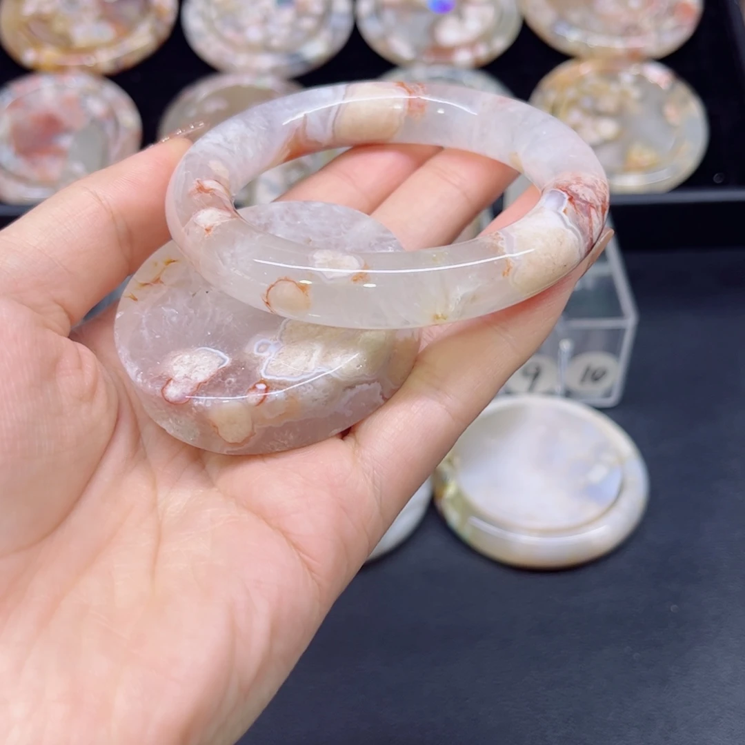 手镯玛瑙/玉髓未镶嵌54