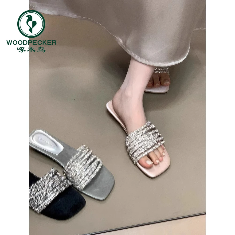 啄木鸟时尚一字带拖鞋女夏季外穿2025新款配裙子水钻低跟露趾凉拖