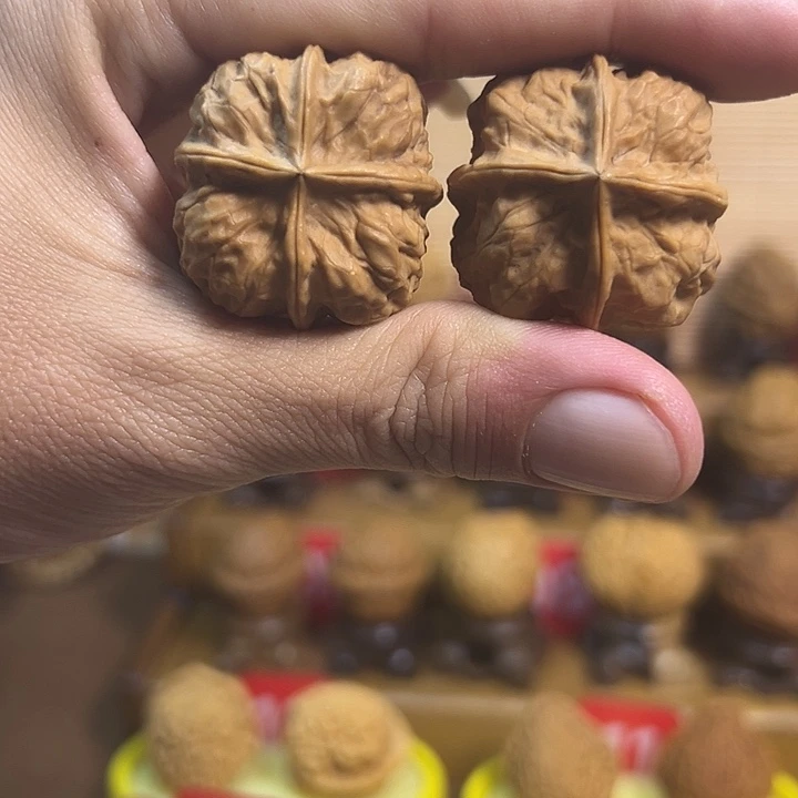 吊坠文玩核桃龙脊四棱