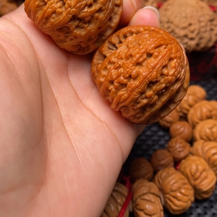 文玩核桃把件秦岭野生11111111111种野生