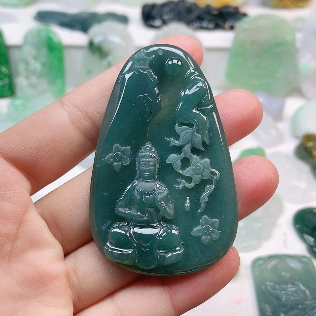 翡翠颈饰未镶嵌观音