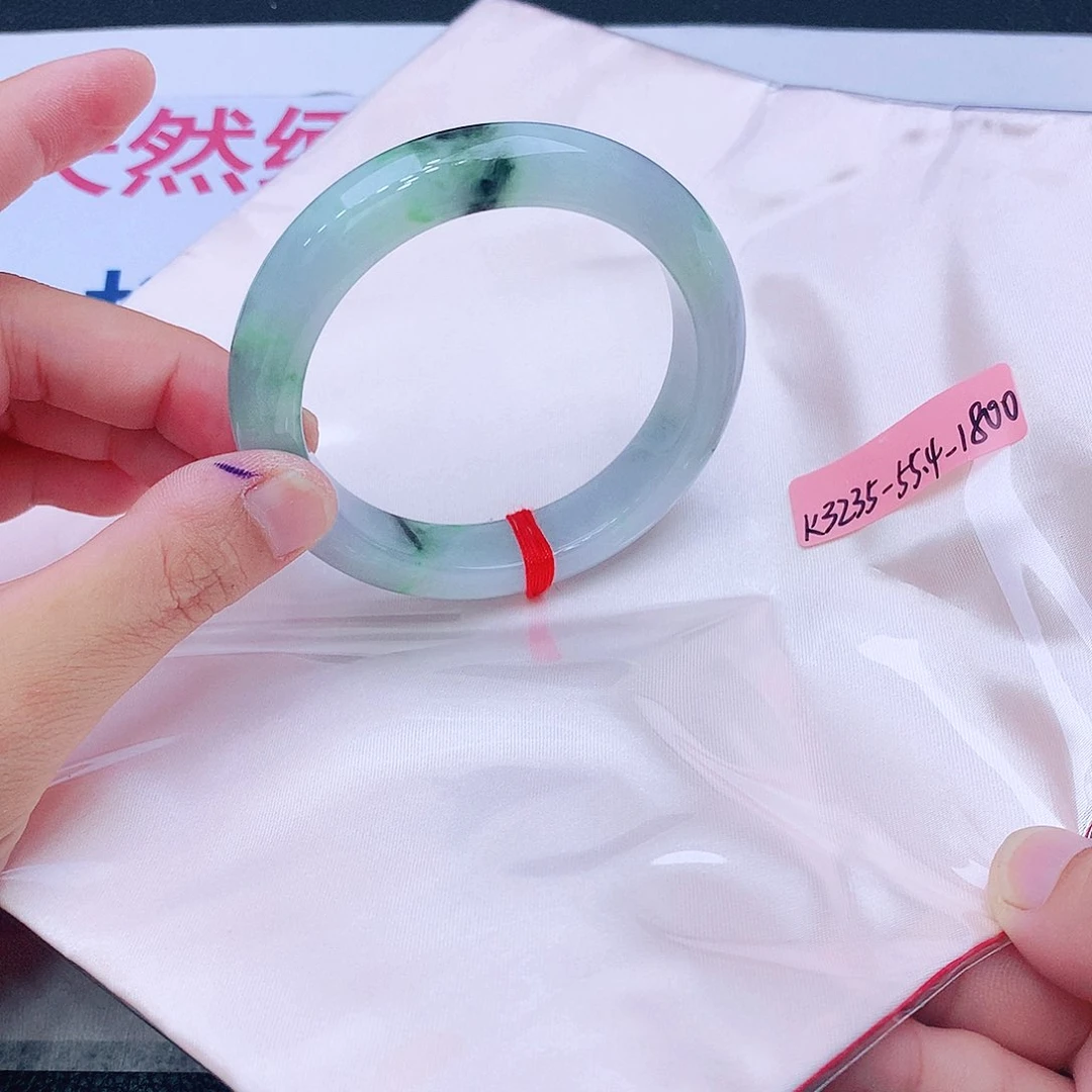 未镶嵌手镯翡翠我
