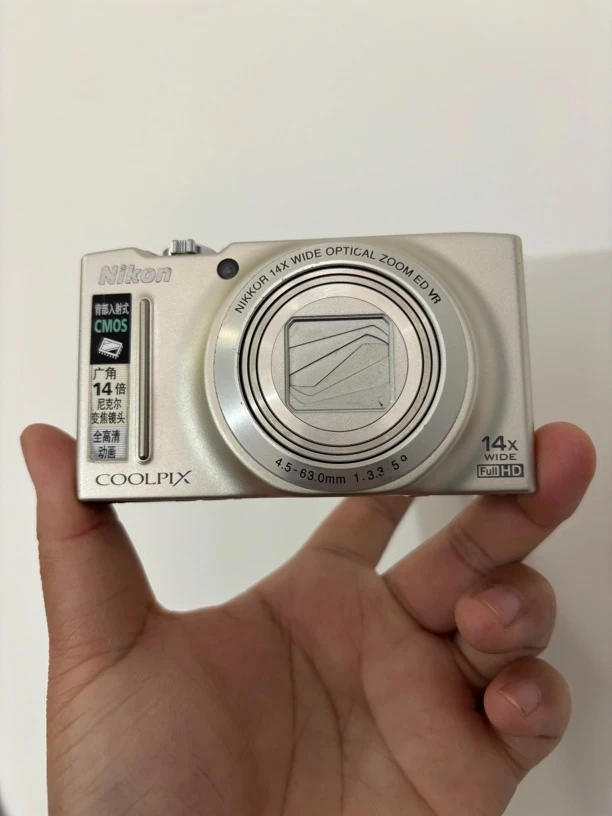 95新 Nikon/尼康 尼康s8200数码CCD相机1400w有效像素14倍变焦
