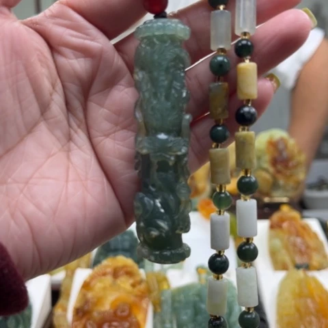 岫玉未镶嵌挂件挂件