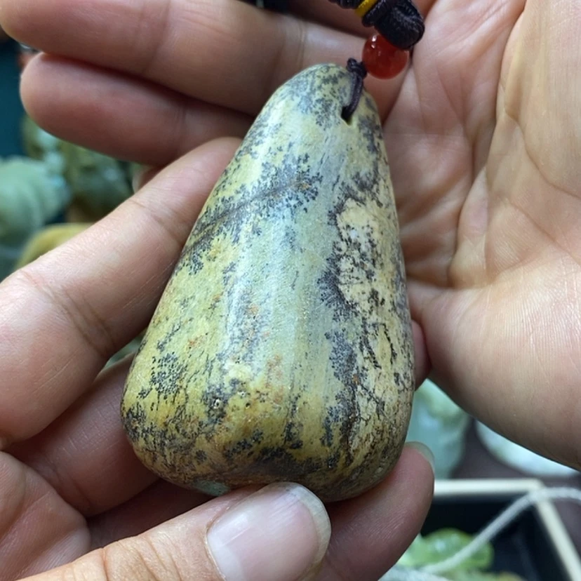 【闪购商品】未镶嵌岫玉手把件