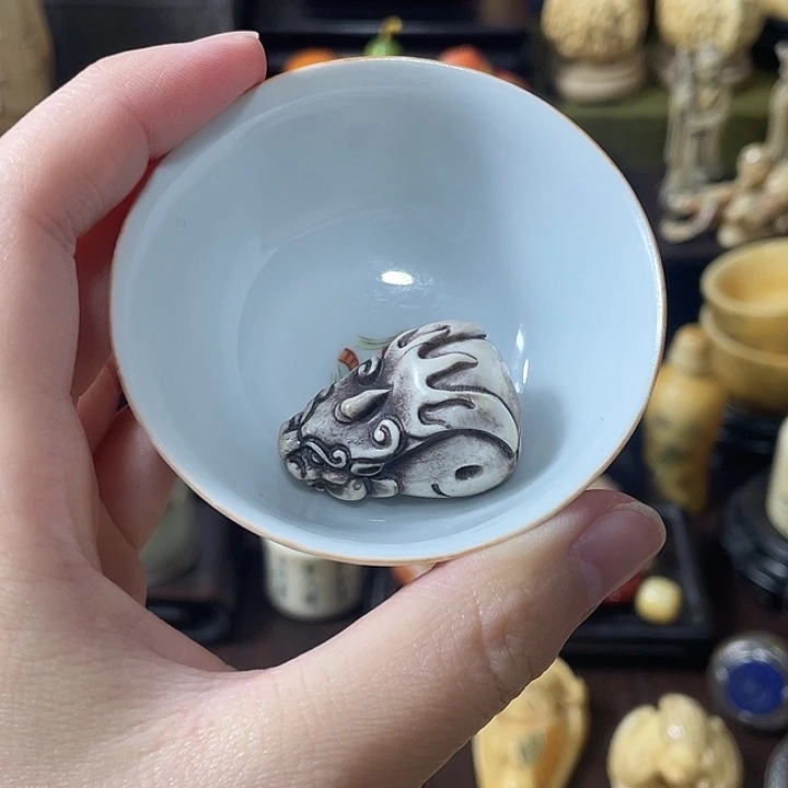 瓷片精品雕刻工艺品