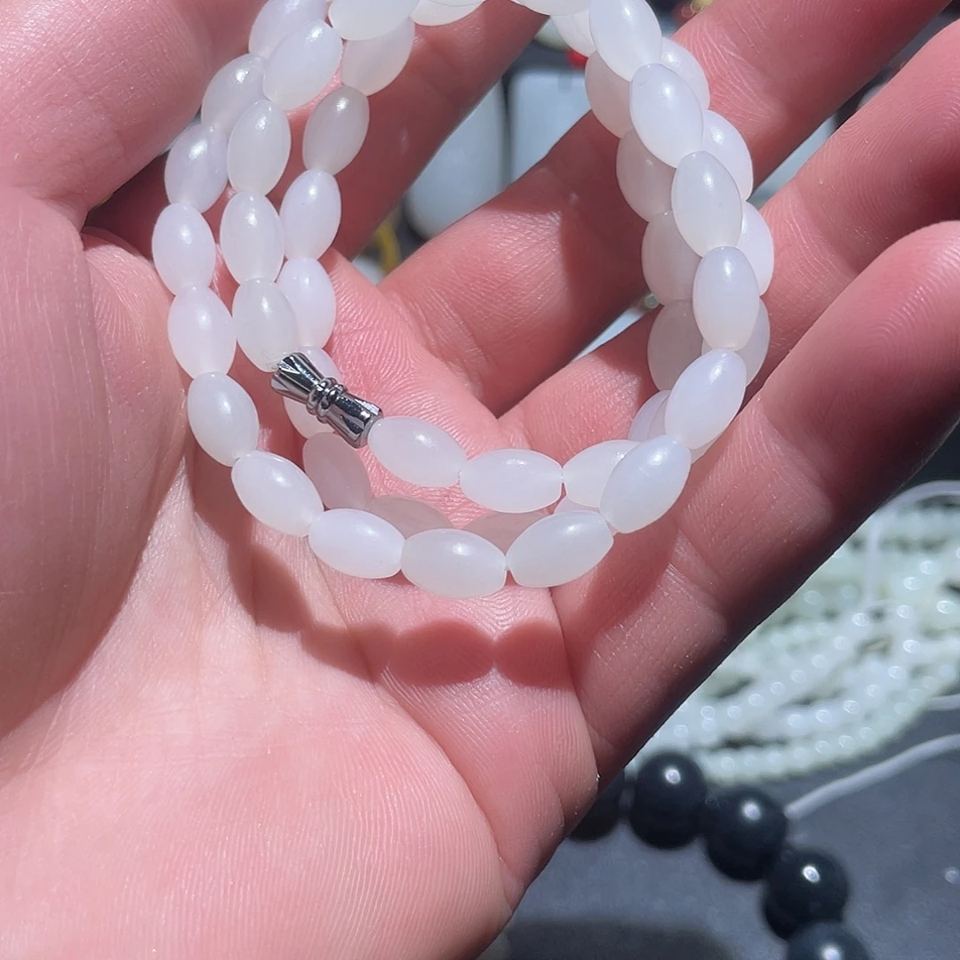 和田玉未镶嵌颈饰小米粒项链