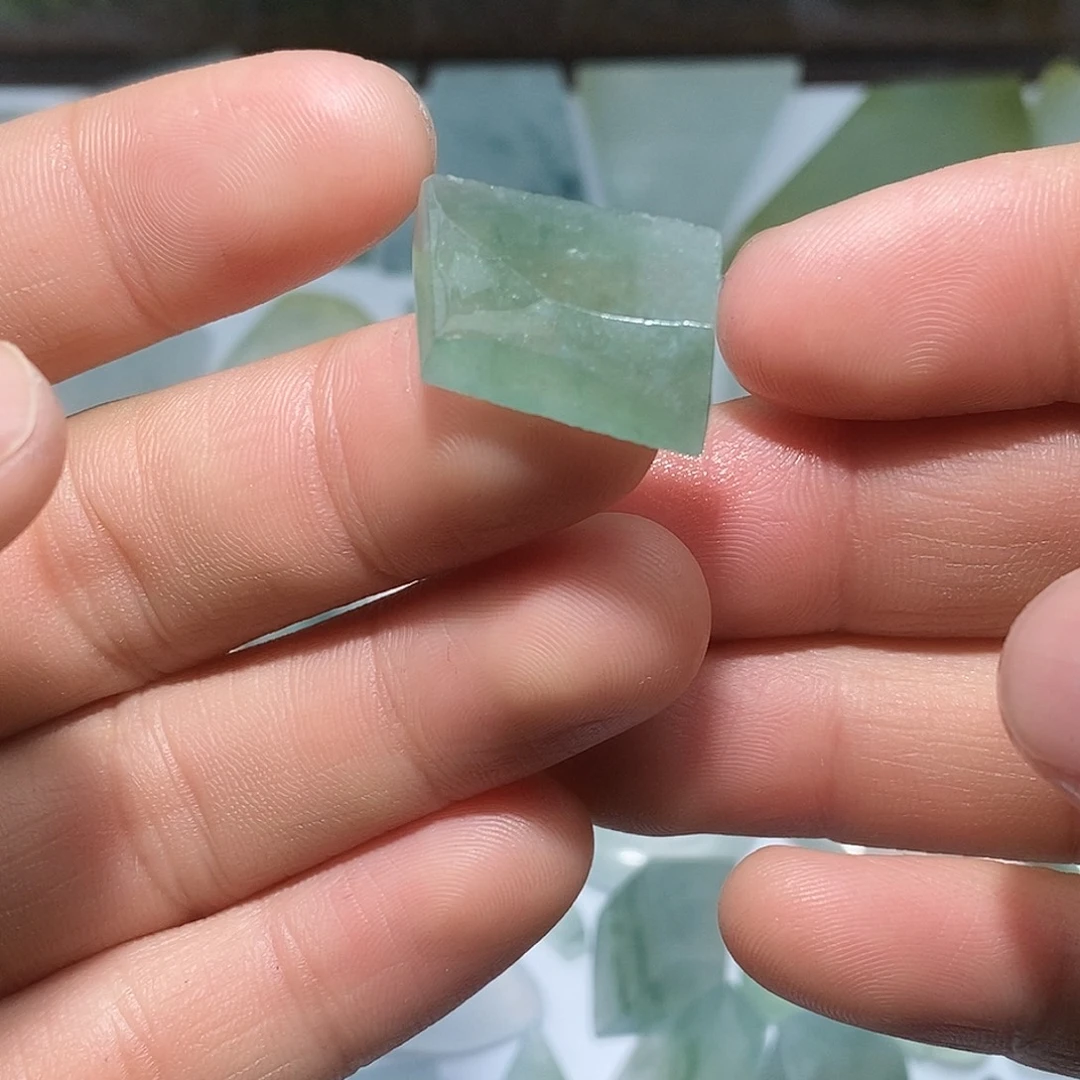 翡翠裸石52673737777