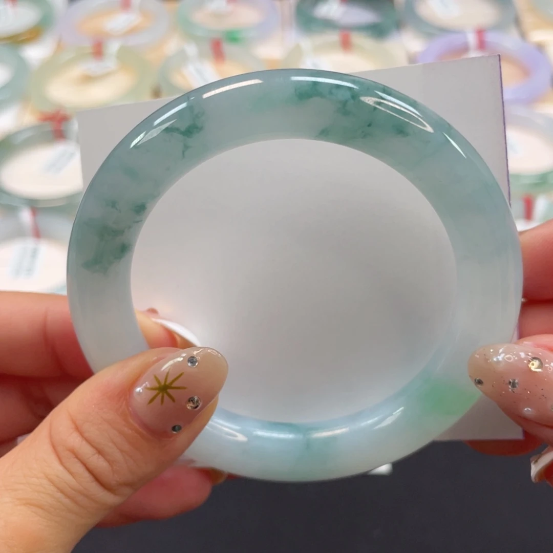 翡翠未镶嵌手镯2号雨后森林胖圆条毕业班