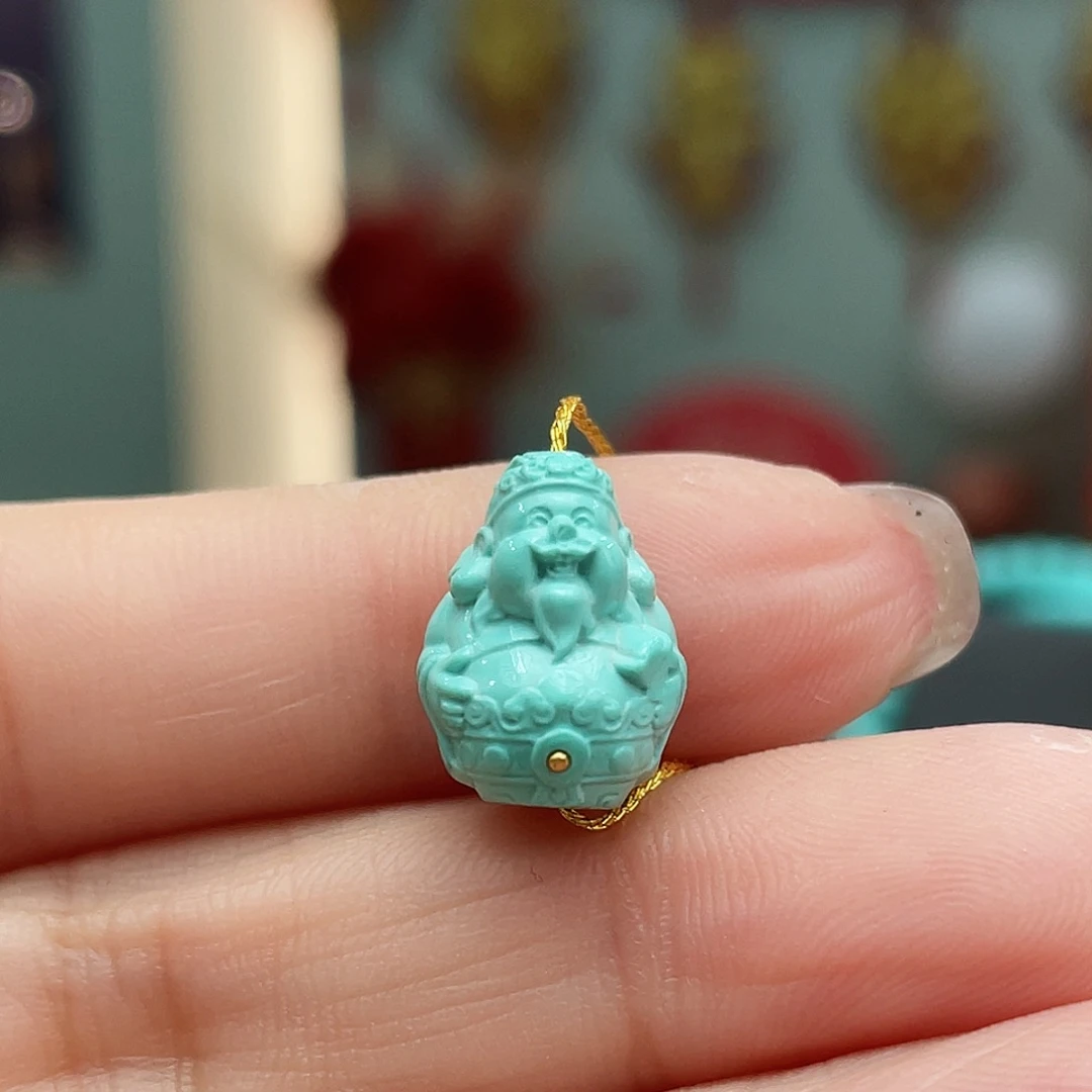 绿松石颈饰未镶嵌