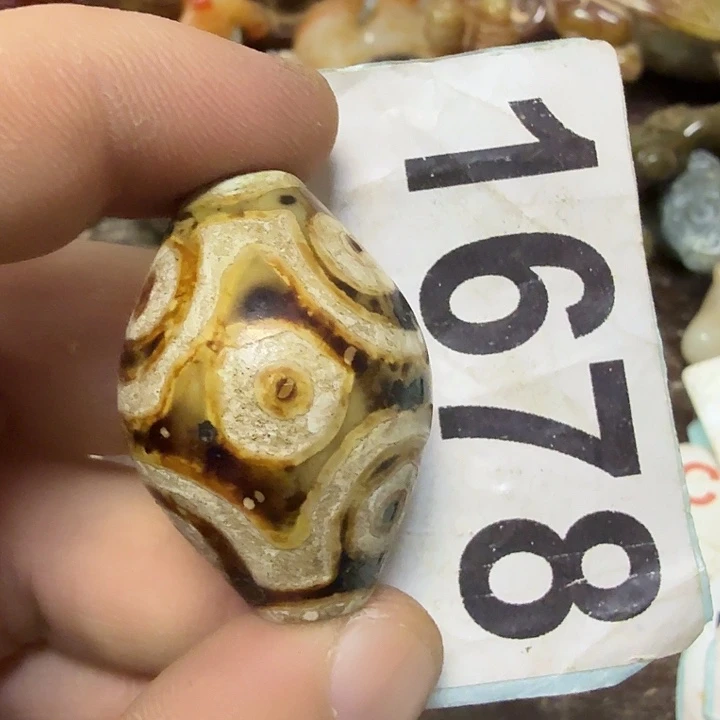 未镶嵌颈饰玛瑙/玉髓
