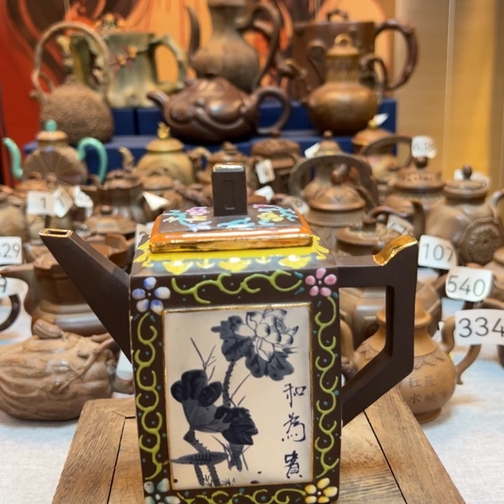 紫砂壶等艺术精品