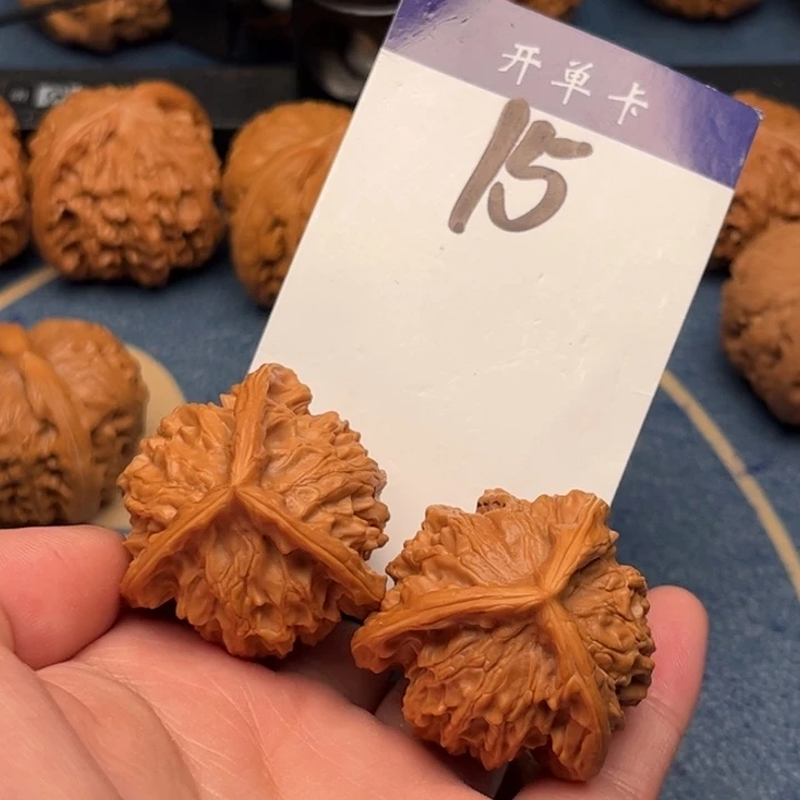 吊坠文玩核桃嘴*板三棱38精修 15