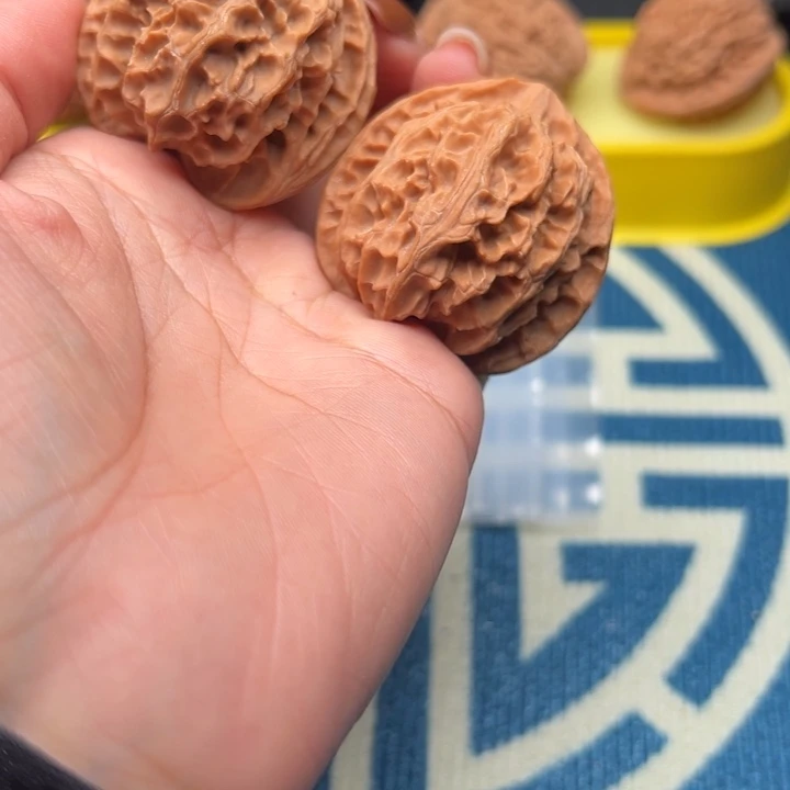 桃核吊坠瀅苹果园