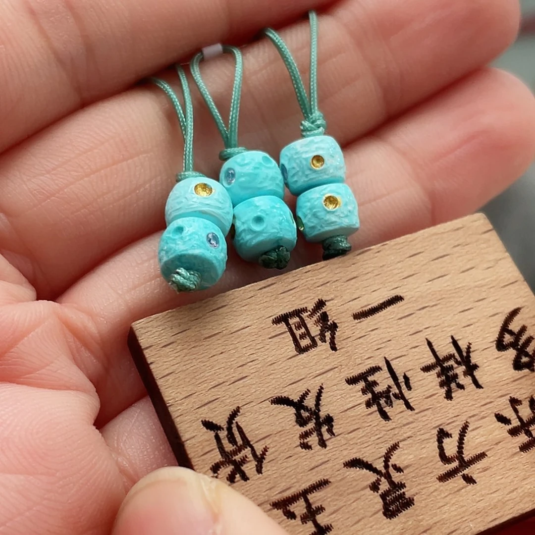 绿松石颈饰未镶嵌