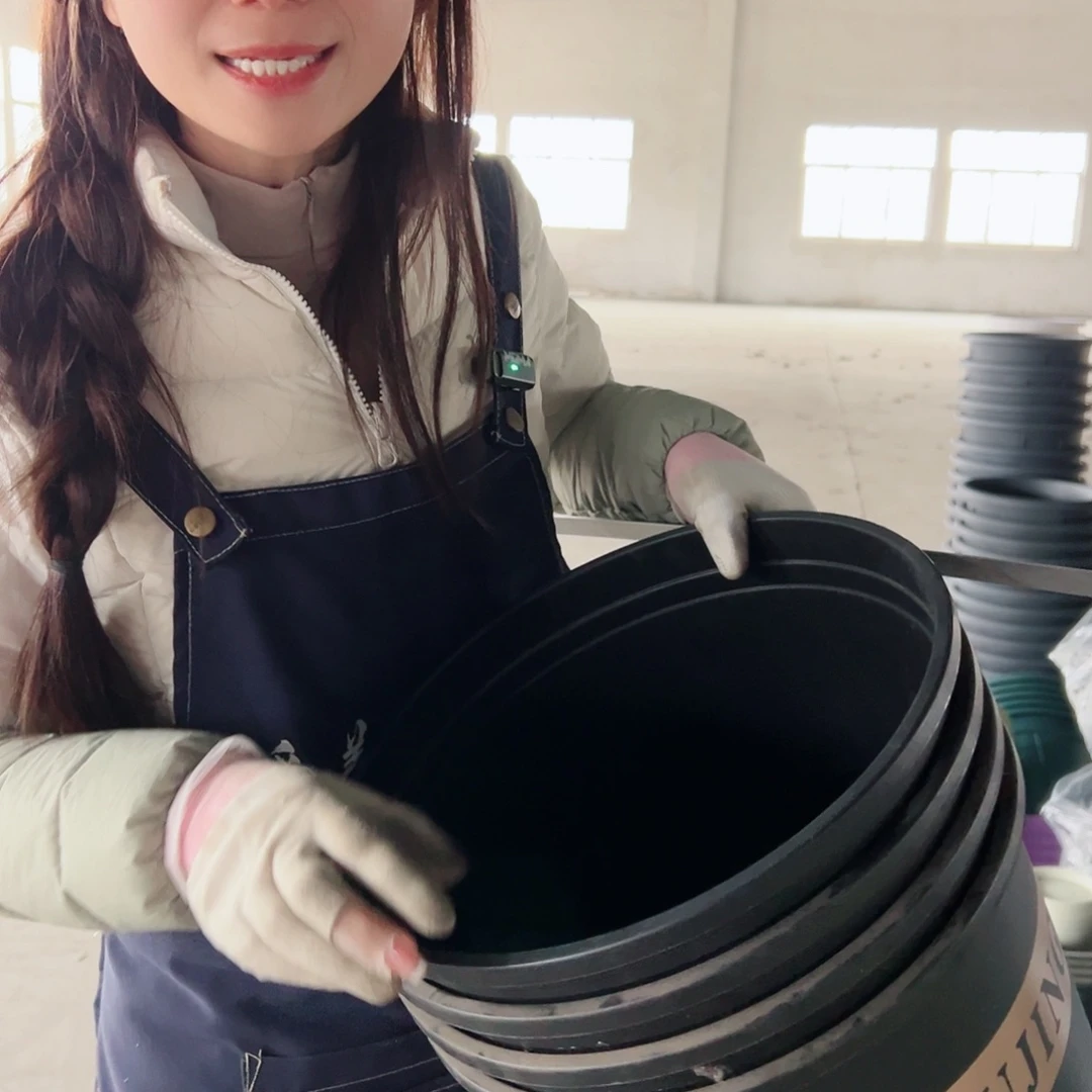 树脂瑕疵加仑矮胖6#黑色4个无托