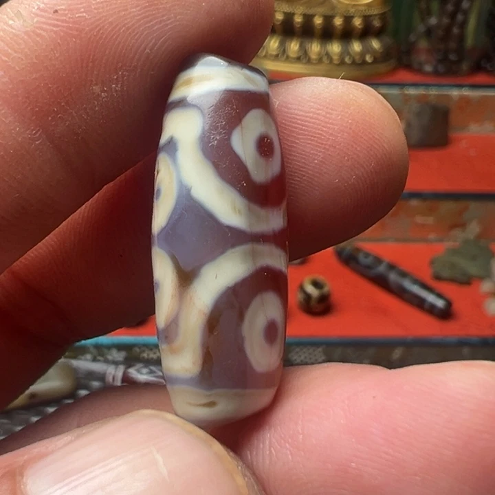 和田玉（糖玉）未镶嵌挂件独****尊