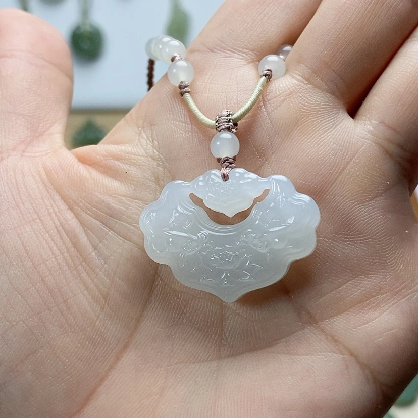【闪购商品】颈饰未镶嵌和田玉