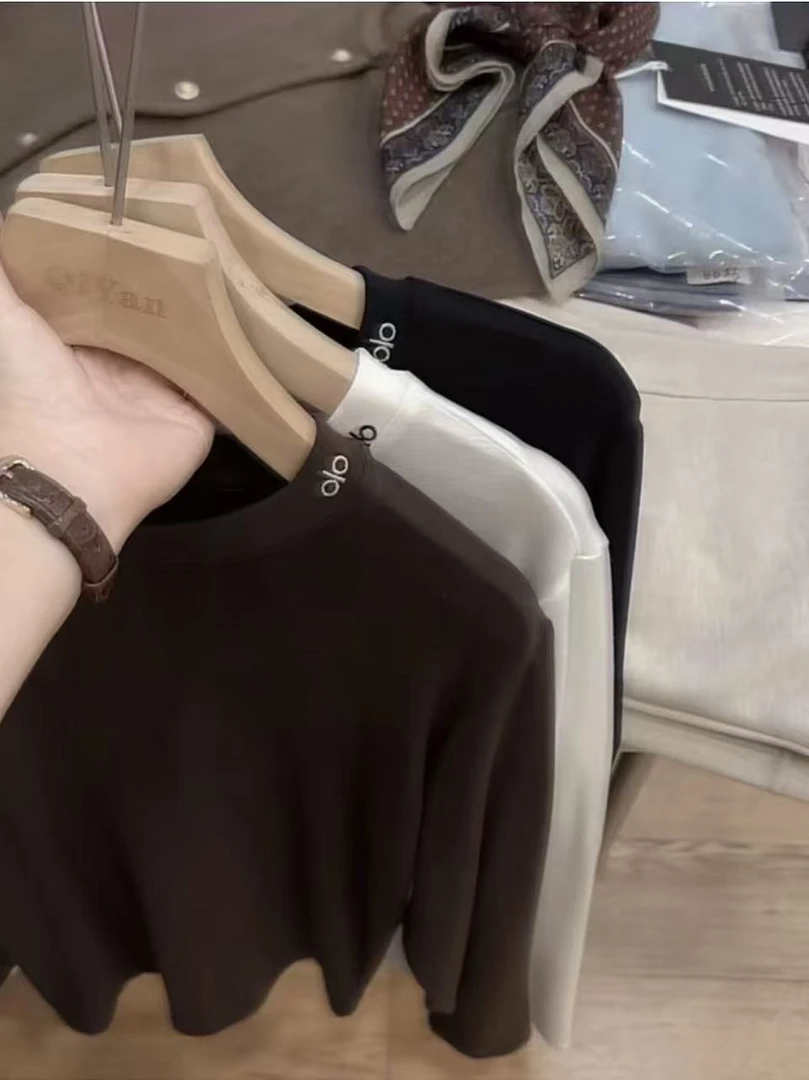 七言家刚需内搭！新品#经典刺绣云朵羊毛柔软长袖t
