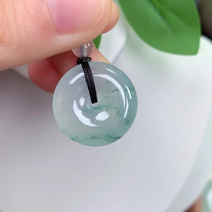 翡翠未镶嵌颈饰平安扣 20.7-5.6mm