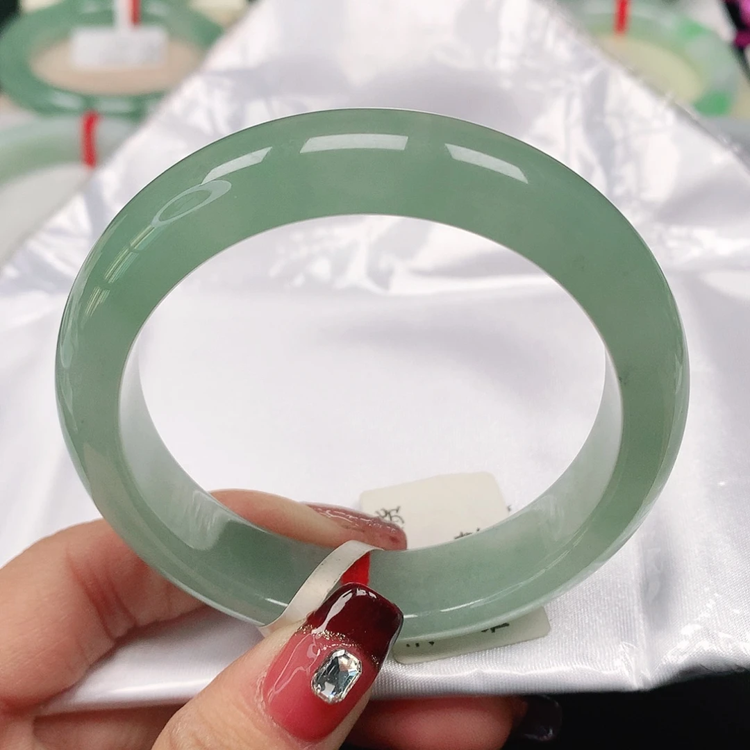 翡翠手镯未镶嵌天然翡翠手镯53