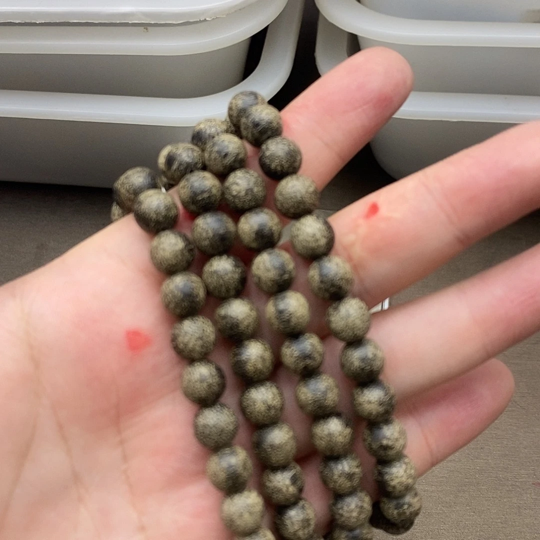 沉香碎屑沉香柬埔寨风化蚂蚁虫漏812号