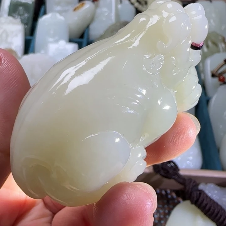 和田玉（糖玉）未镶嵌颈饰