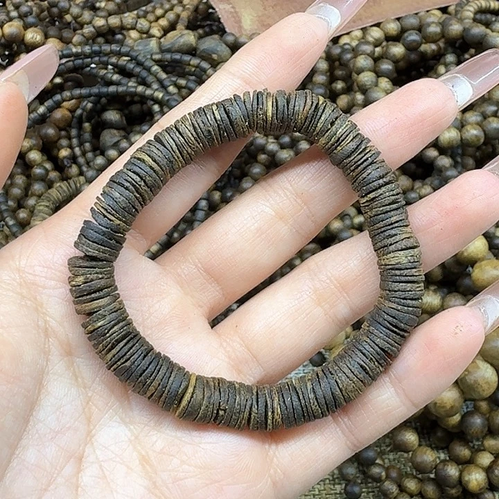 沉香手串熊*棋楠沉水片珠一条8克