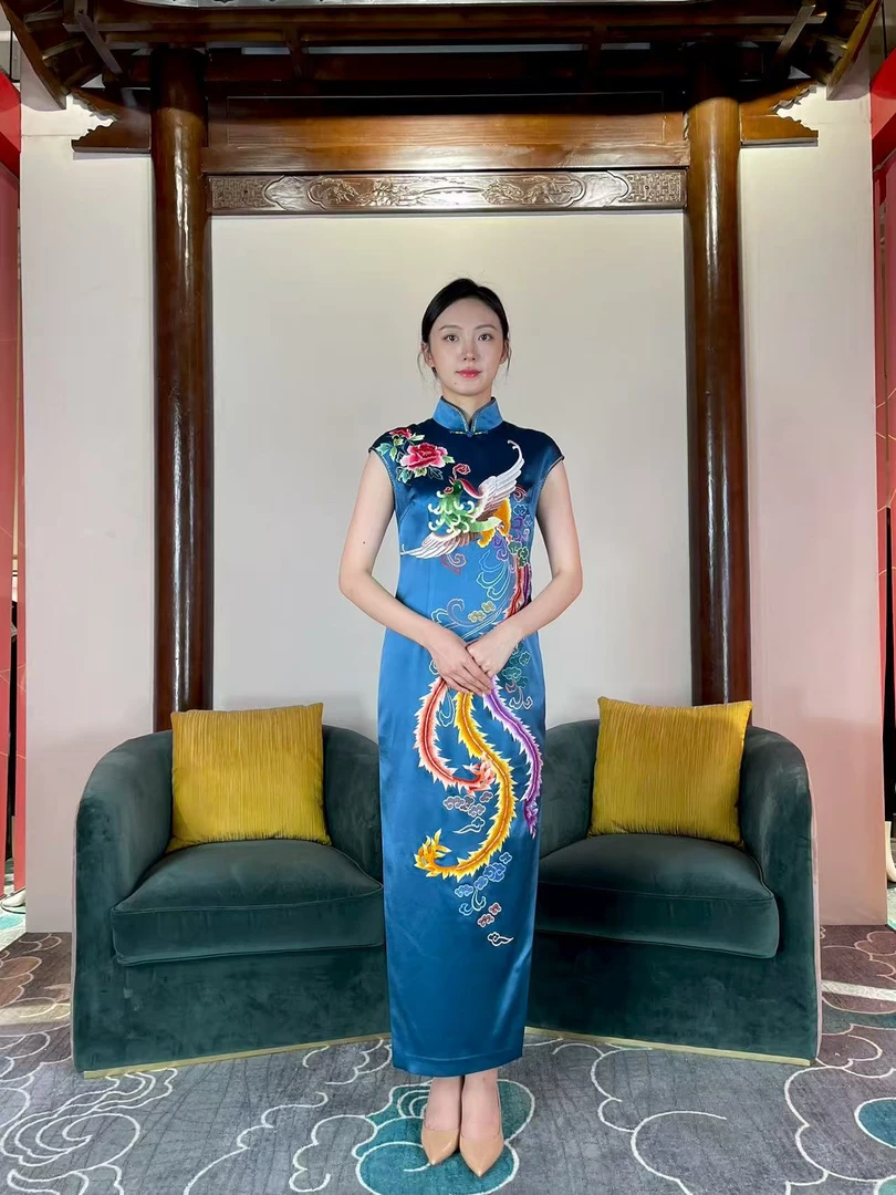 懿菲旗袍(鸾翔凤集)YF18263191-3602