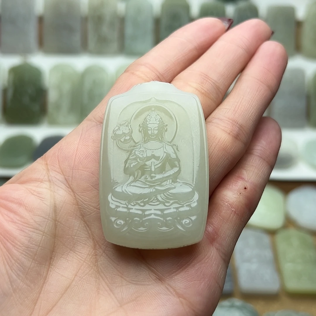 和田玉未镶嵌颈饰