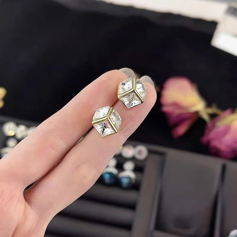 铜合金耳饰 风格时尚百搭夸张大钻耳环简约耳钉