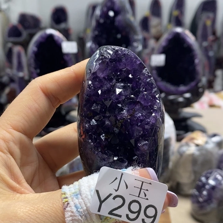 水晶未镶嵌大型摆件（非配饰）摆件