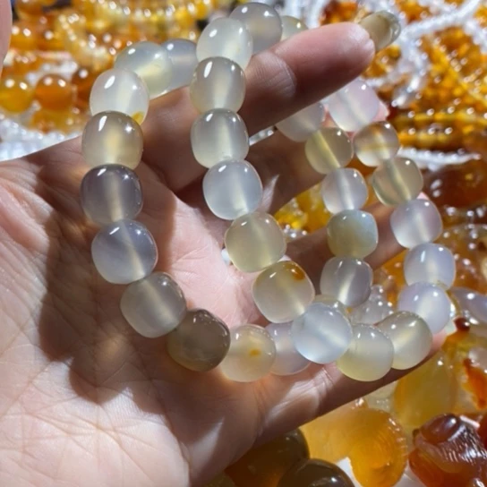 未镶嵌玛瑙手串玛瑙/玉髓