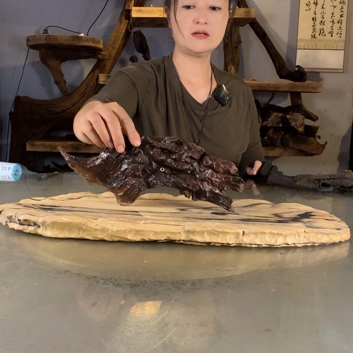 绊***跑天然的云南紫柚木会黄水