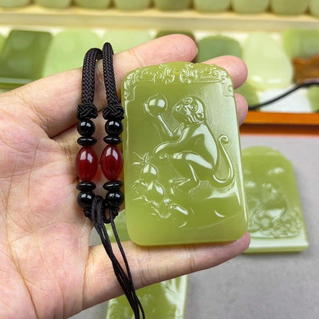 新疆昆仑山料猴子