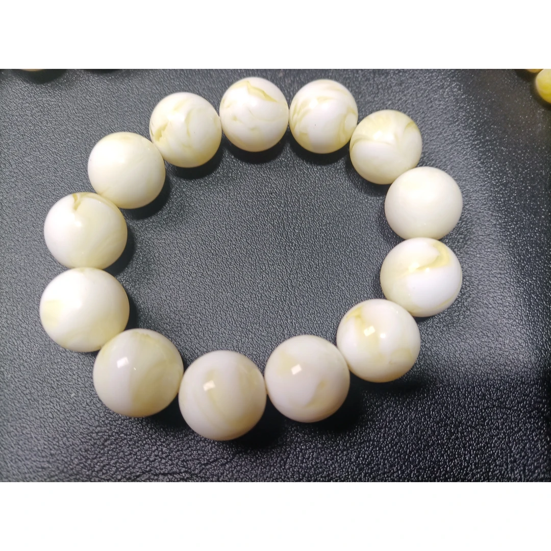 A26精品骨瓷白蜜蜡手串