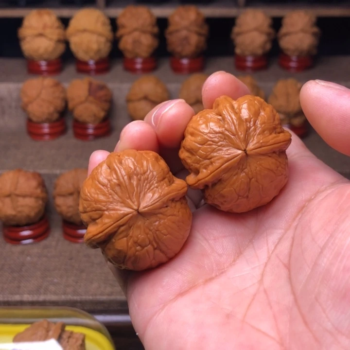 橄榄核把件56金蟒三炸