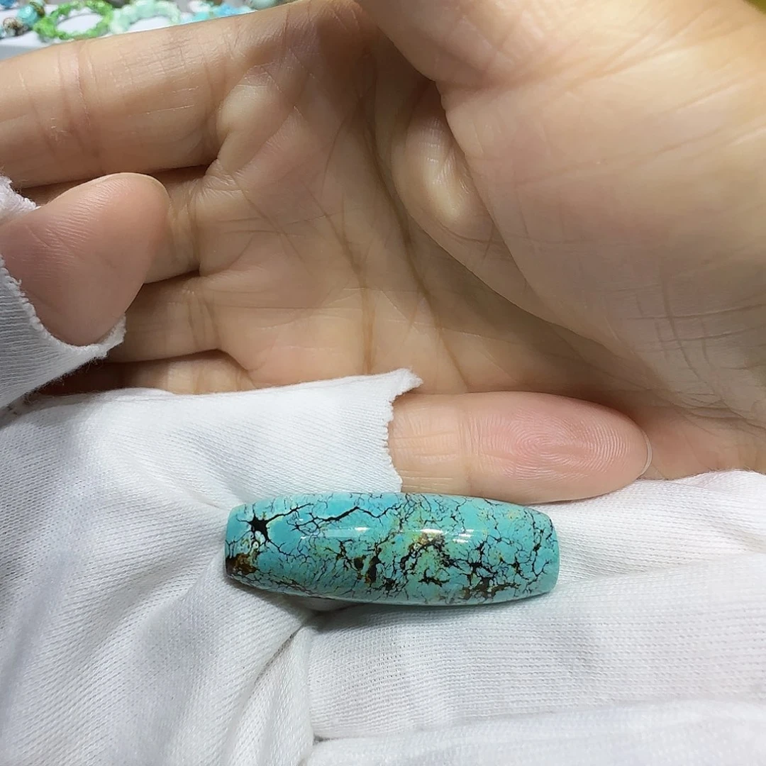 绿松石未镶嵌原矿绿松石