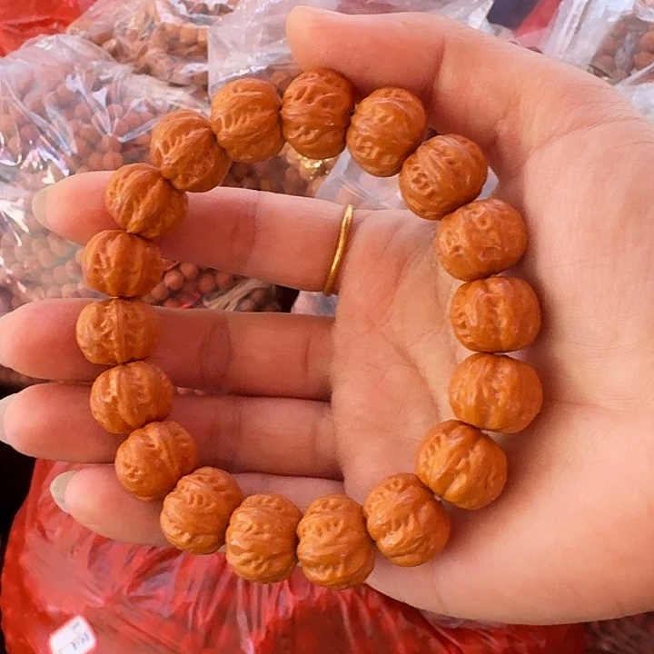 如***事猴头核桃吊坠粗筋八棱福利