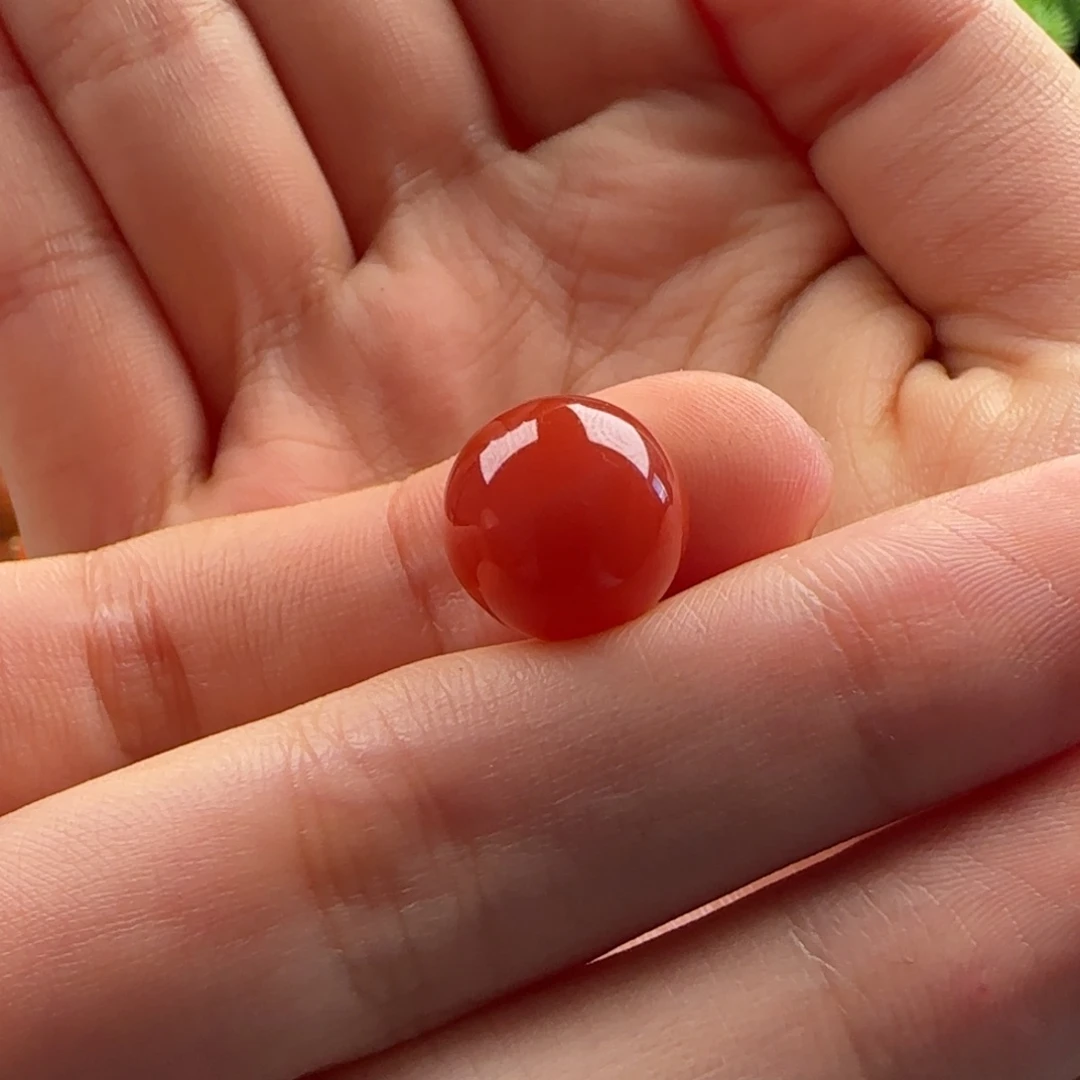 南红玛瑙未镶嵌圆珠12.4有裂有水线