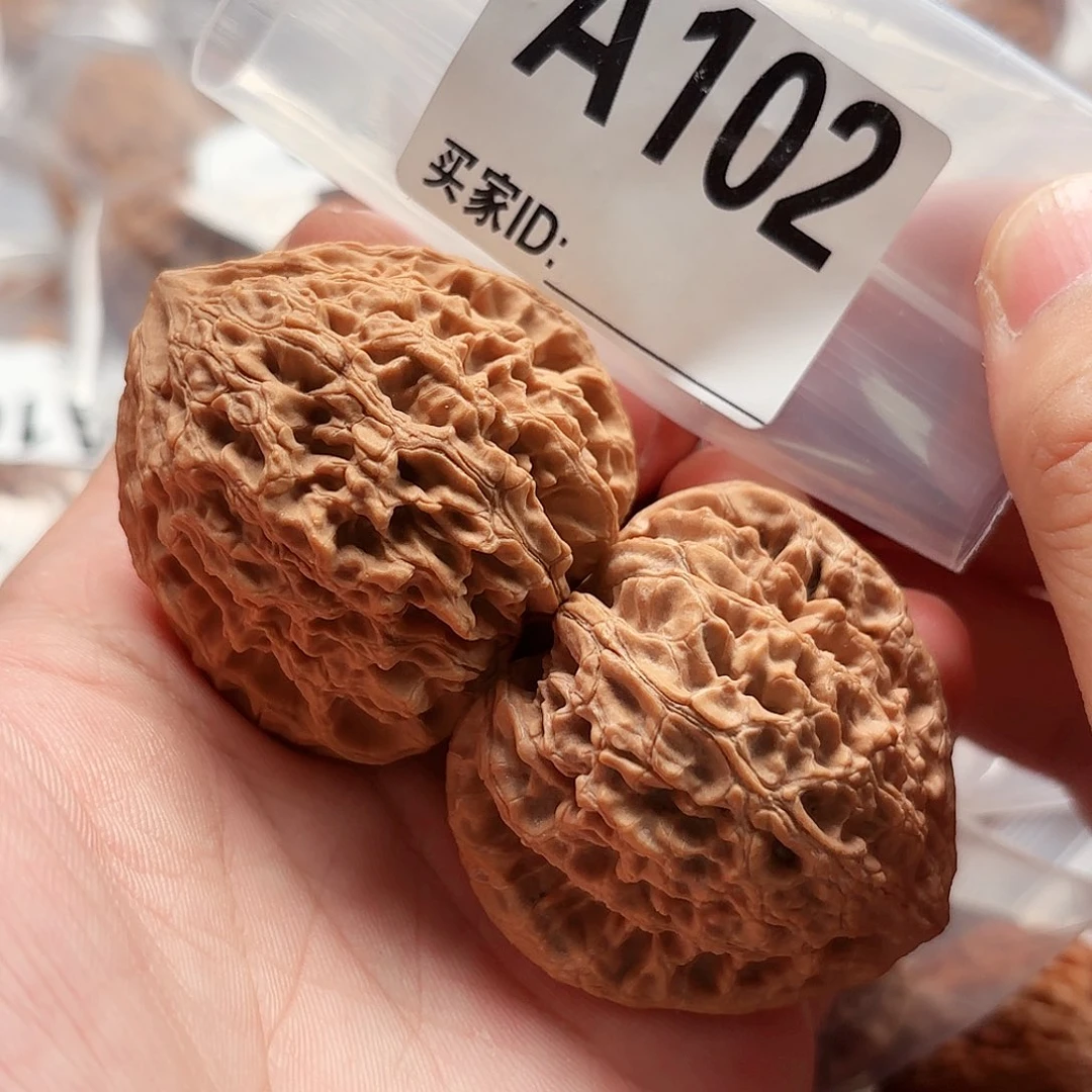把件文玩核桃44虎头王A102
