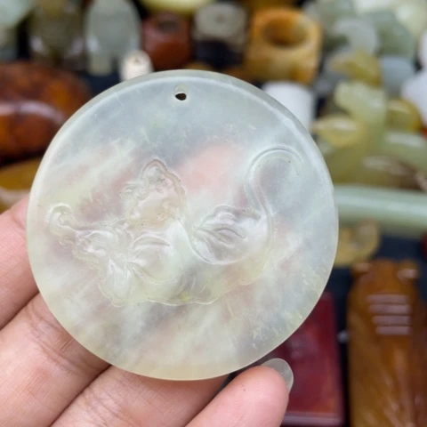 蛇纹石玉未镶嵌颈饰105