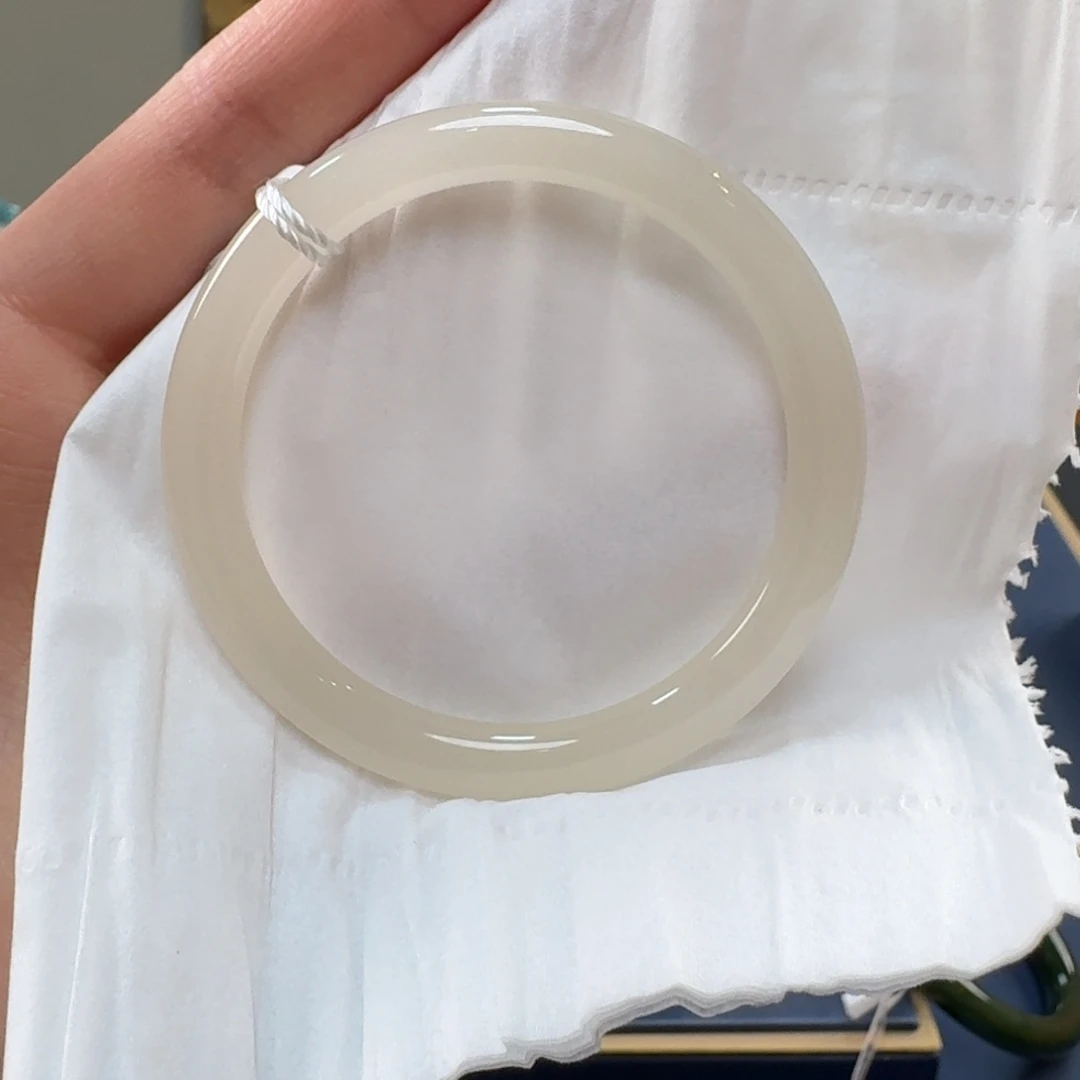 和田玉未镶嵌手镯C0015-52