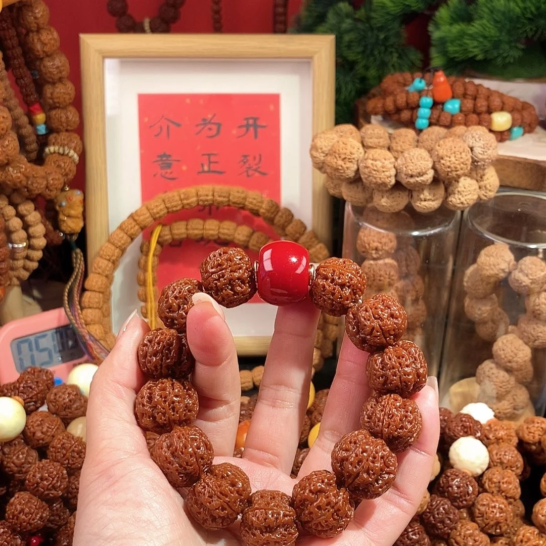 金刚菩提吊坠215玉华红