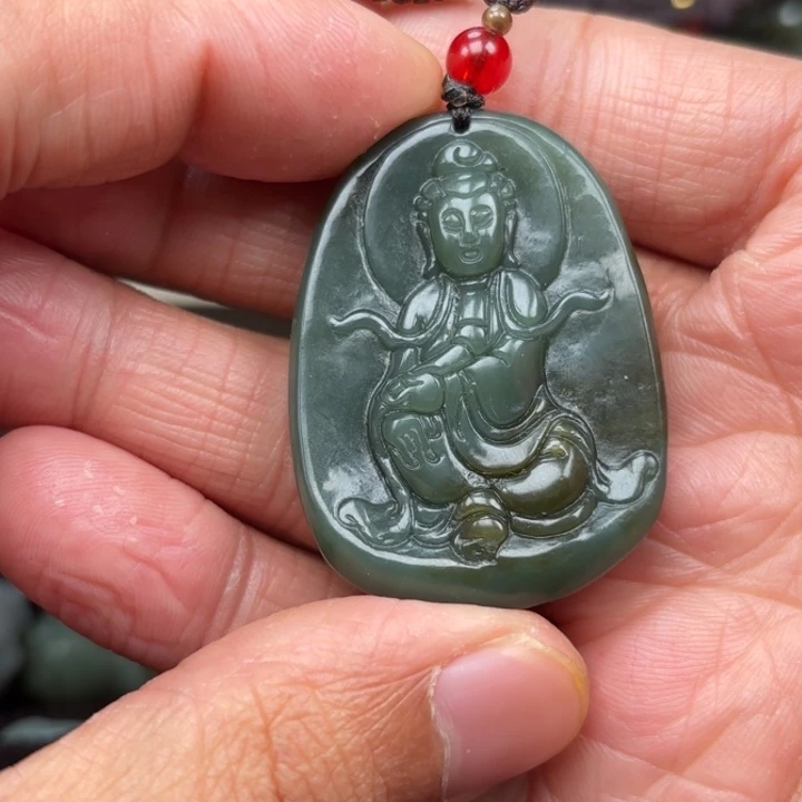 和田玉吊坠9K金镶嵌