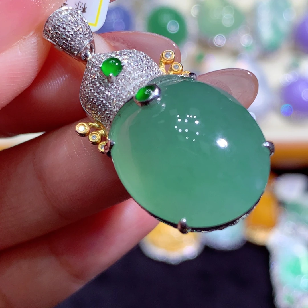 翡翠18K金镶嵌吊坠(不含链)