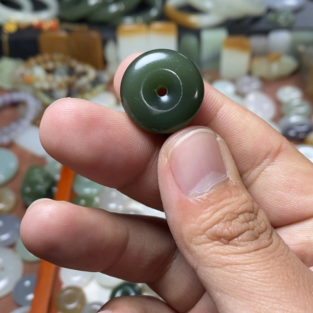 和田玉吊坠(不含链)未镶嵌