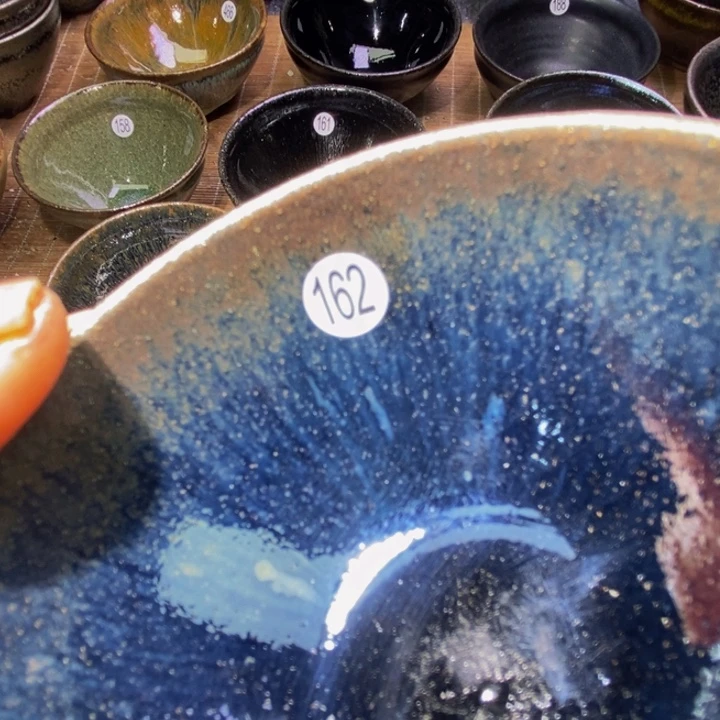 茶盏j****。你是我的眼里有