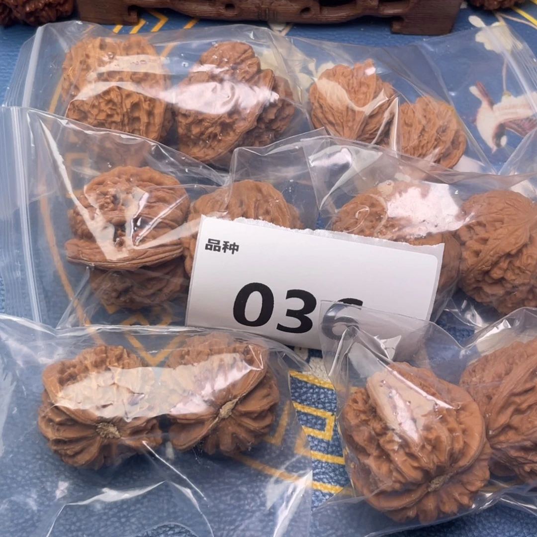 文玩核桃把件36号6对