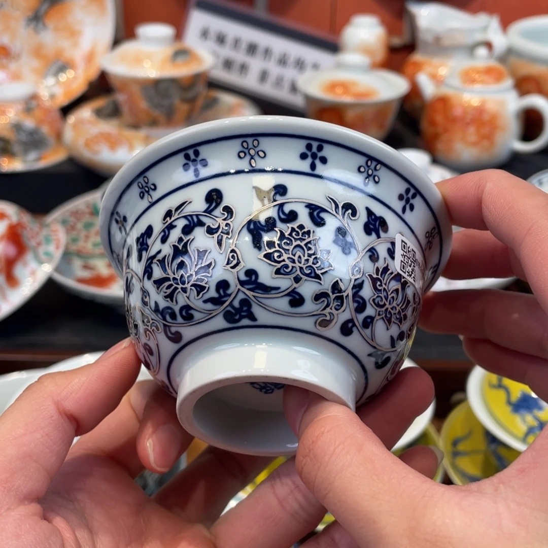 我是一只小小鸟，我是一只小小鸟